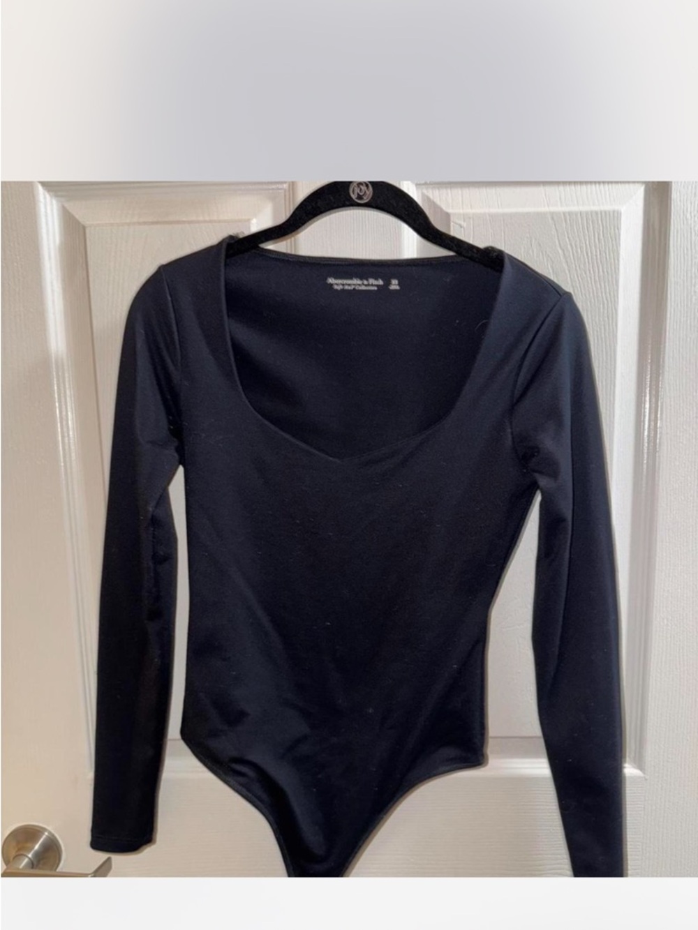 Abercrombie Women’s Black Long-Sleeve Scoop Neck Bodysuit